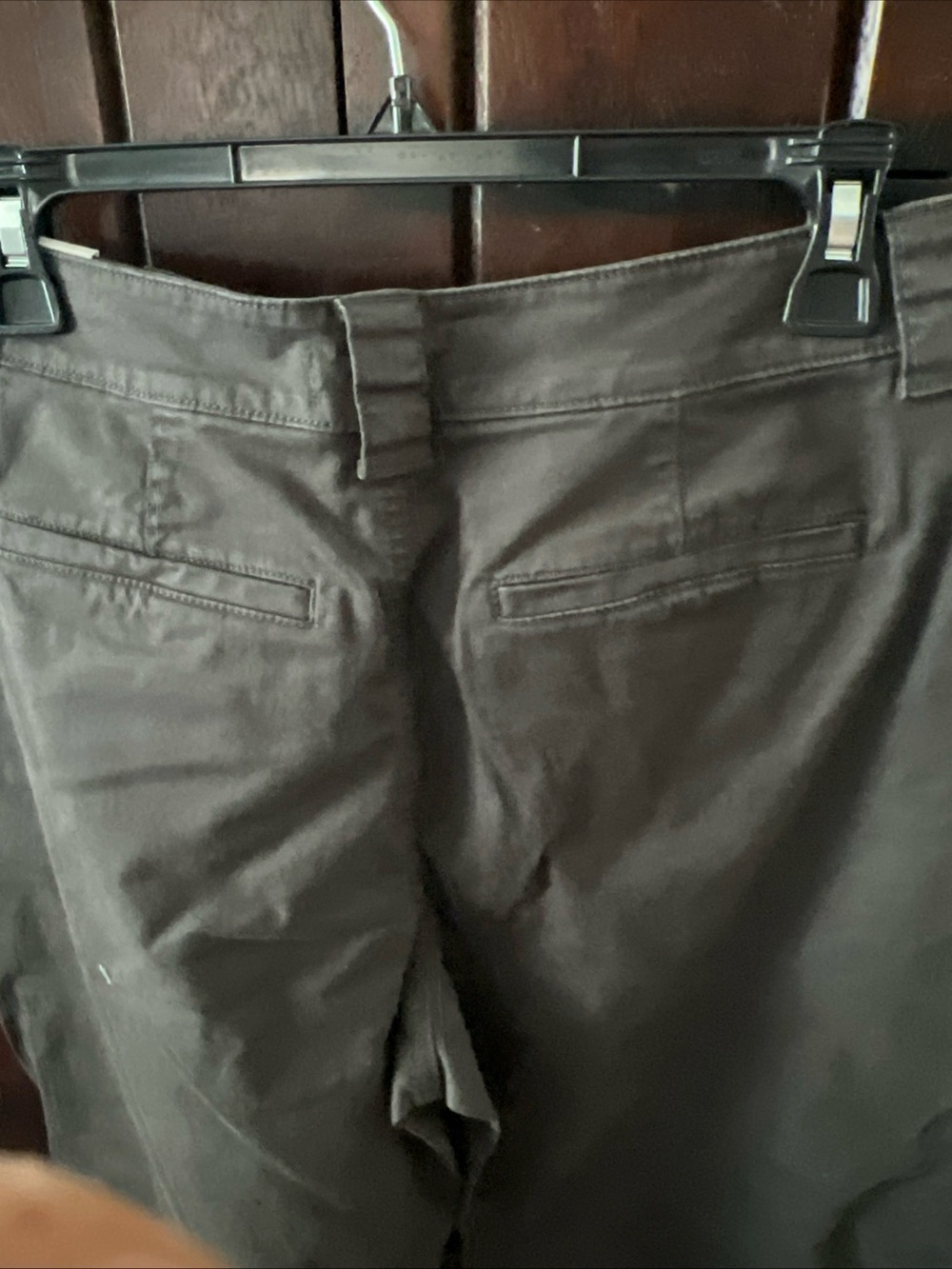 Madewell the barrel leg chino pant comfort stretch In pepper - Picture 5 of 6